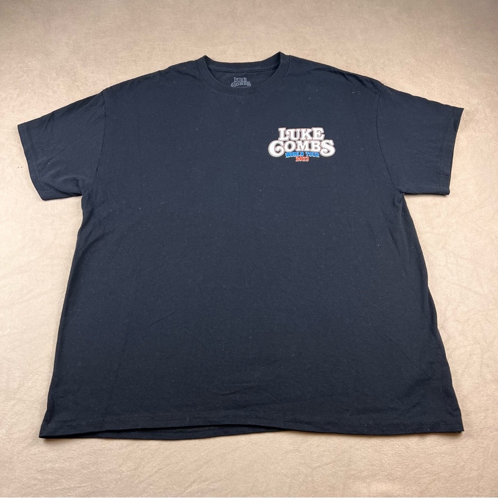 Luke Combs Worldtour Short Sleeve Logo Tee - Black